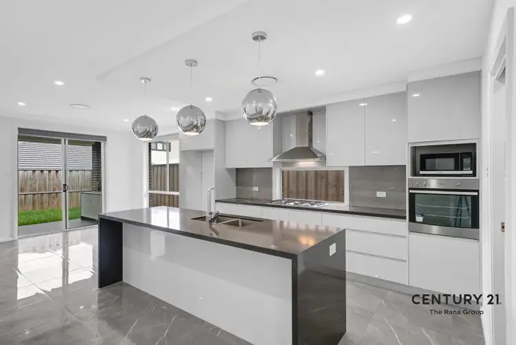 40 Flemington Parkway, Box Hill NSW 2765