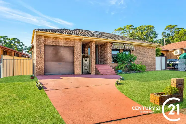 11 Benghazi Street, Bossley Park NSW 2176
