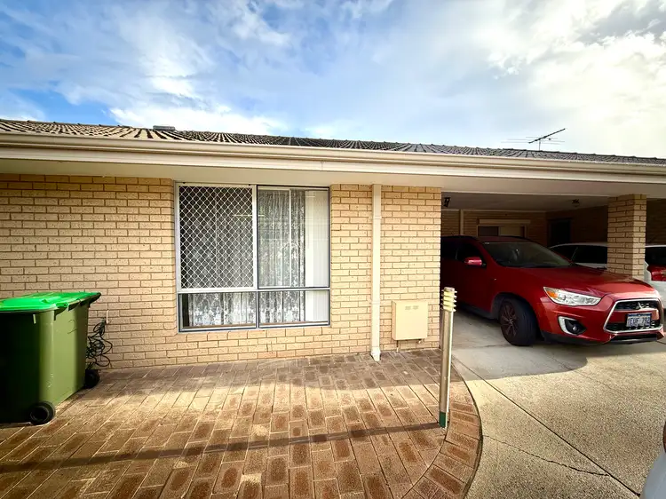 2/11 Louise Street, Rockingham WA 6168