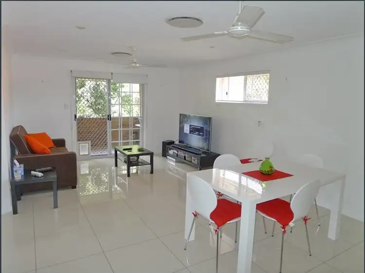 Third view of Homely apartment listing, 5/8 Elliot St, Clayfield QLD 4011