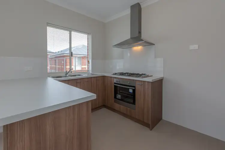 2/7A Bromley Street, Beckenham WA 6107