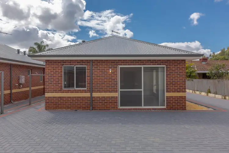 Main view of Homely unit listing, 2/7A Bromley Street, Beckenham WA 6107