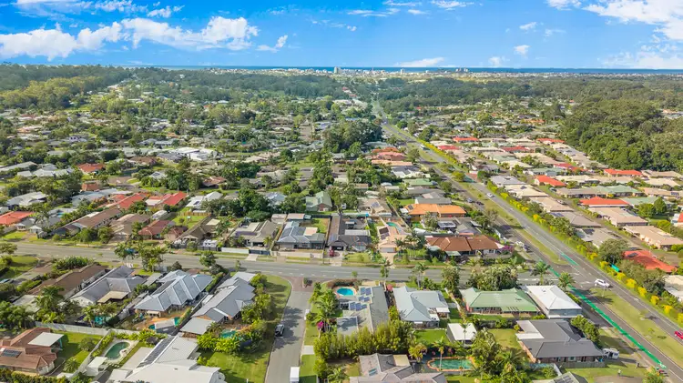 2/4 Linder Place, Buderim QLD 4556