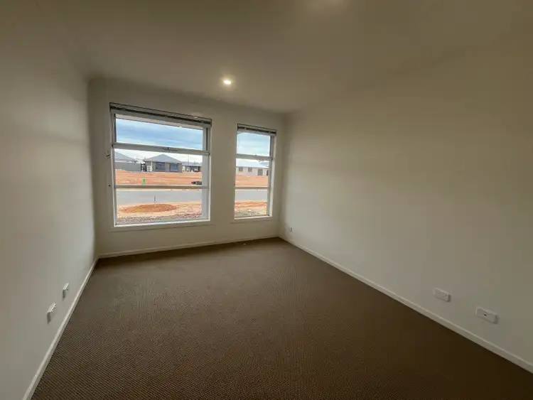 Second view of Homely house listing, 32 Verdale Crescent, Munno Para Downs SA 5115