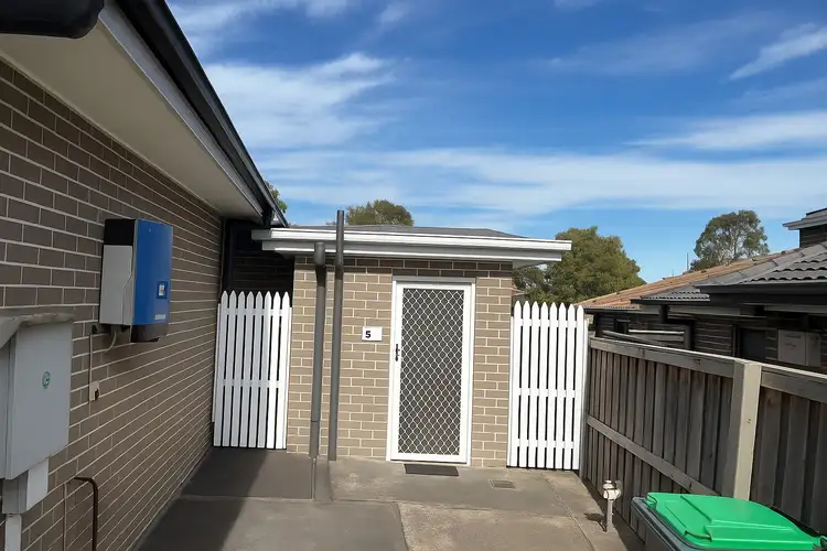 5a Grampian Avenue, Minto NSW 2566