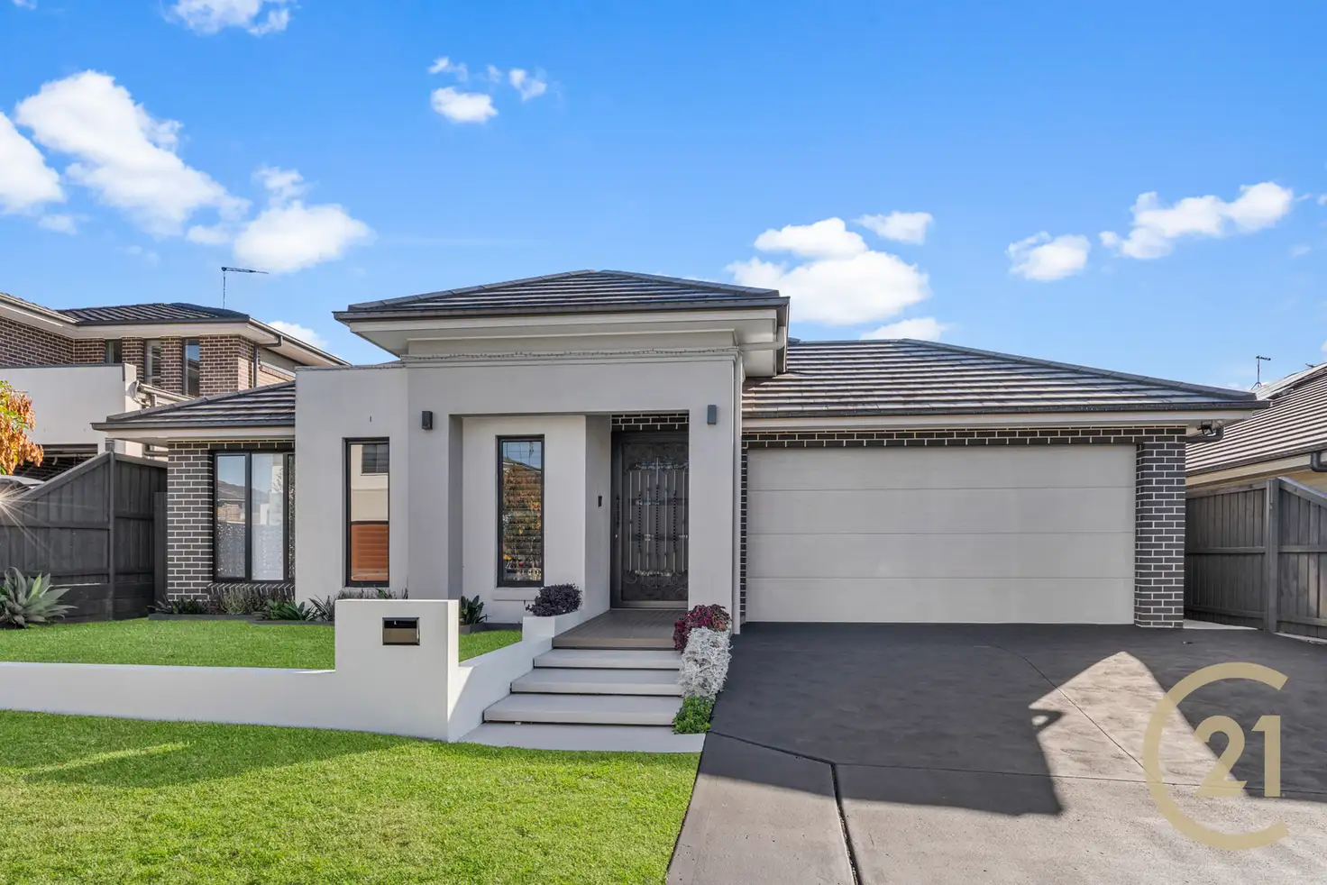 Main view of Homely house listing, 52 Horizon Circuit, Moorebank NSW 2170