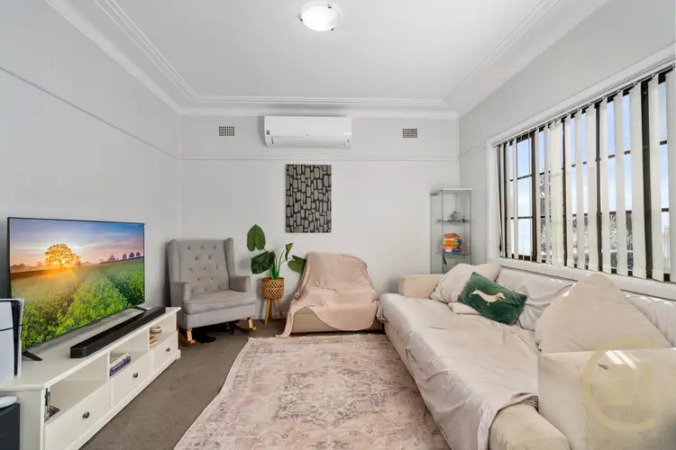 Third view of Homely house listing, 8 Plumpton Road, Plumpton NSW 2761