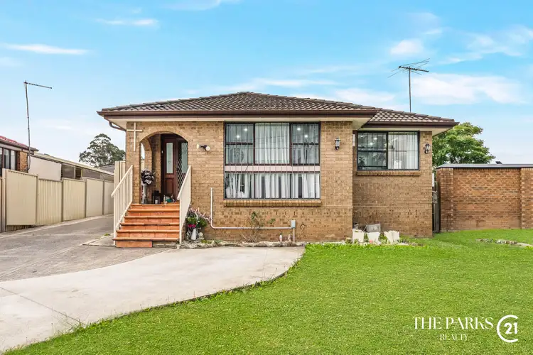 7 Quarry Road, Bossley Park NSW 2176