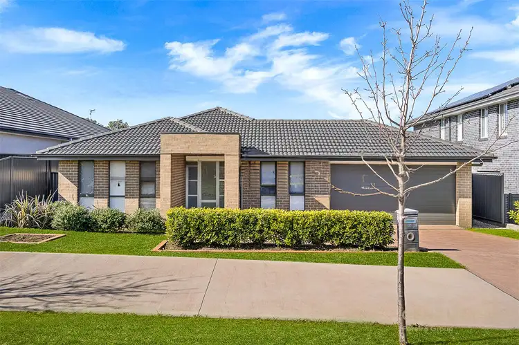11 Dalton Terrace, Harrington Park NSW 2567