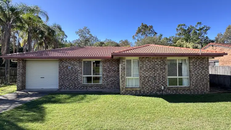 42 Haldham Crescent, Regents Park QLD 4118