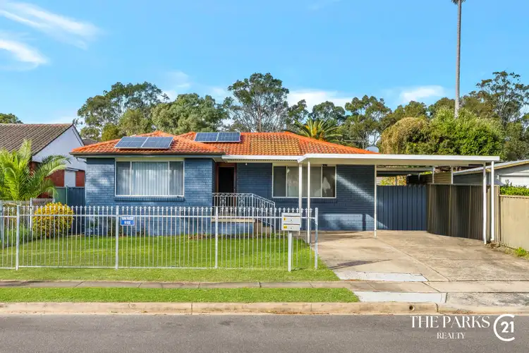 4 Marsden Close, Bossley Park NSW 2176