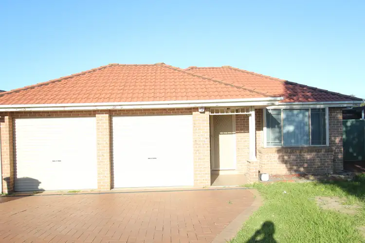 106 Tamworth Crescent, Hoxton Park NSW 2171