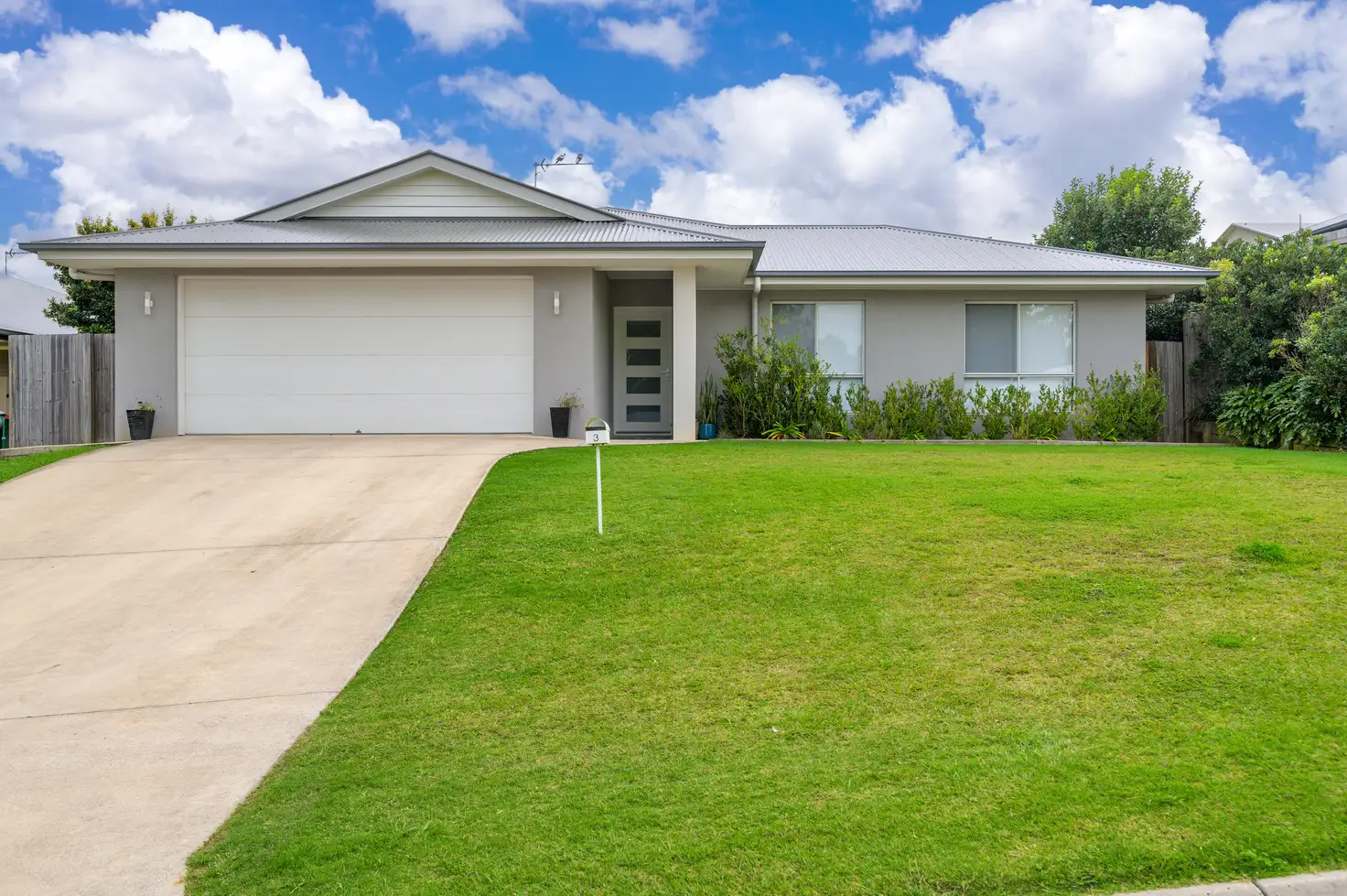 Main view of Homely house listing, 3 Farmer Court, Southside QLD 4570