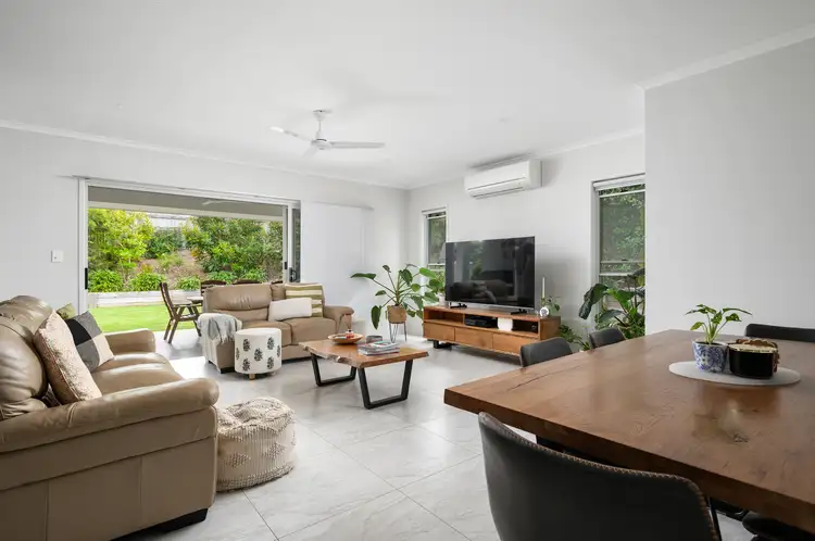 Second view of Homely house listing, 3 Farmer Court, Southside QLD 4570