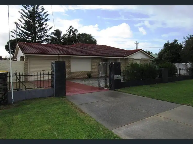 13 Breaden Drive, Cooloongup WA 6168