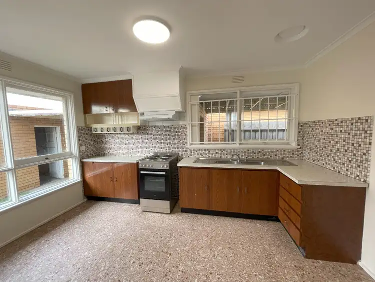 Fifth view of Homely house listing, 1/18 Oakes Avenue, Clayton South VIC 3169