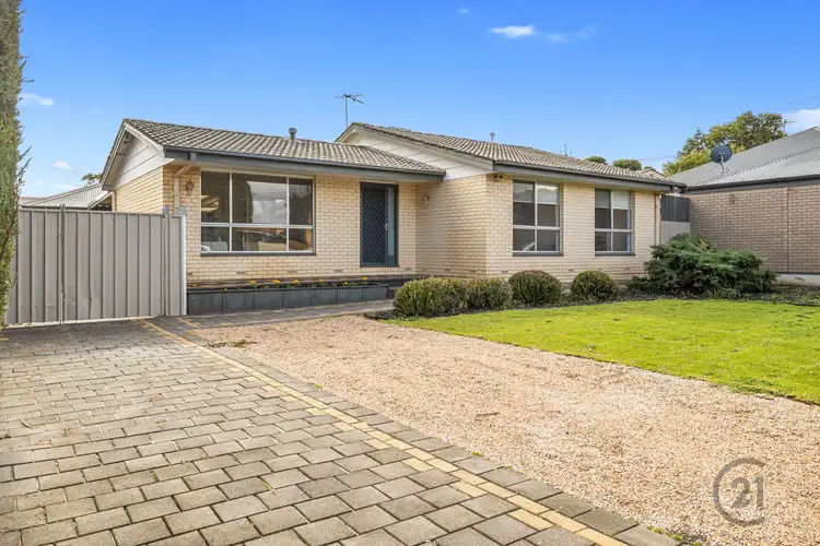 4 Nash Crescent, Morphett Vale SA 5162