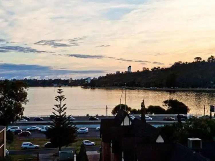 9/31 Mill Point Road, South Perth WA 6151
