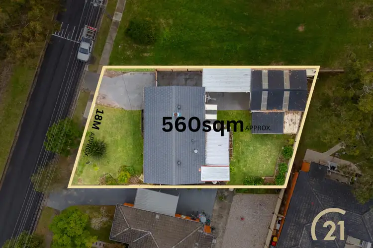 8 Valley Road, Campbelltown NSW 2560