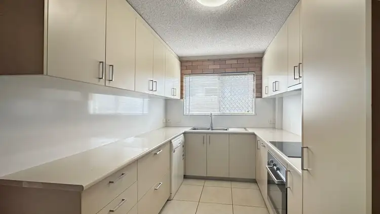 Sixth view of Homely unit listing, 1/38 Cooinda Crescent, Maroochydore QLD 4558