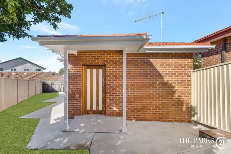 2a Todd Place, Bossley Park NSW 2176