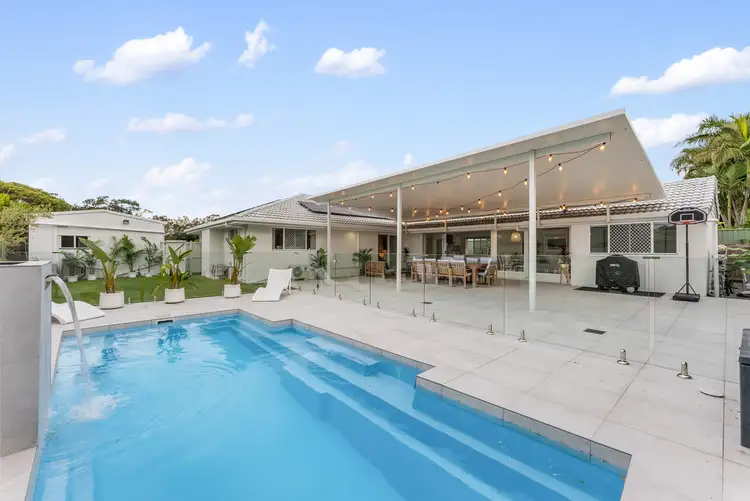6 Greenway Place, Mountain Creek QLD 4557