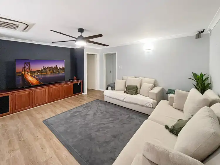 Sixth view of Homely house listing, 6 Oceanic Close, Leschenault WA 6233