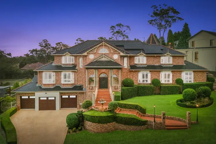 13 Carnarvon Avenue, Glenhaven NSW 2156