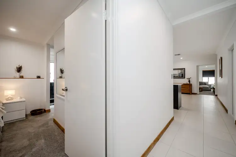 Fourth view of Homely house listing, 33 Fulvous Loop, Eglinton WA 6034