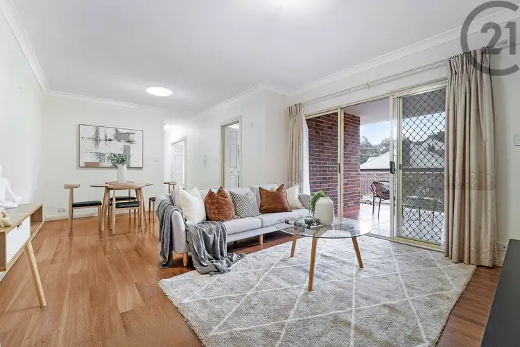 4/52 Carrington Avenue