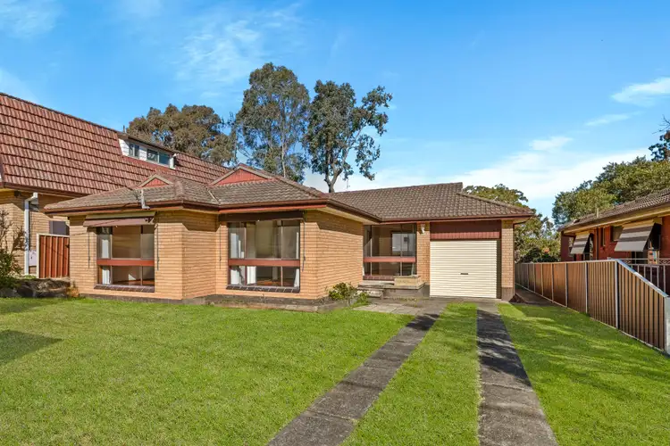16 Horbling Avenue, Georges Hall NSW 2198