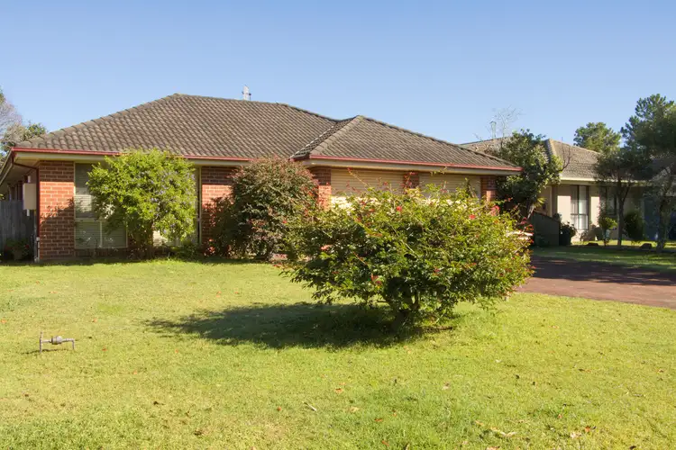 6 Genoa Grove, Tea Gardens NSW 2324