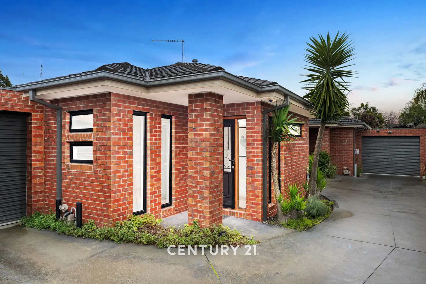 Main view of Homely unit listing, 2/7 Amber Crescent, Narre Warren VIC 3805