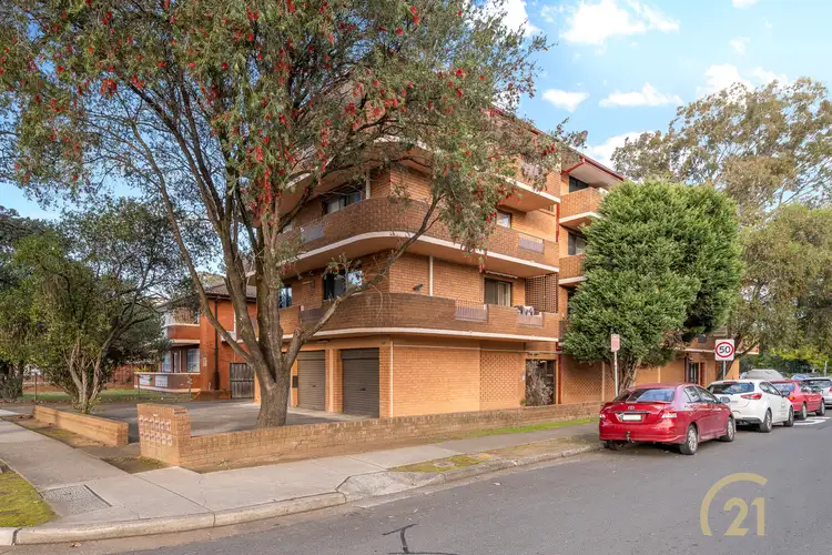 11/118 Wattle Avenue, Carramar NSW 2163
