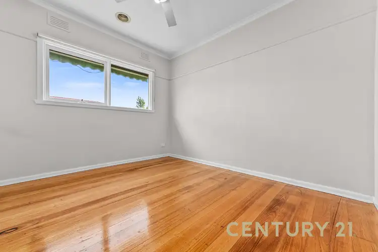 Fifth view of Homely unit listing, 1/10 Kingswood Crescent, Noble Park North VIC 3174
