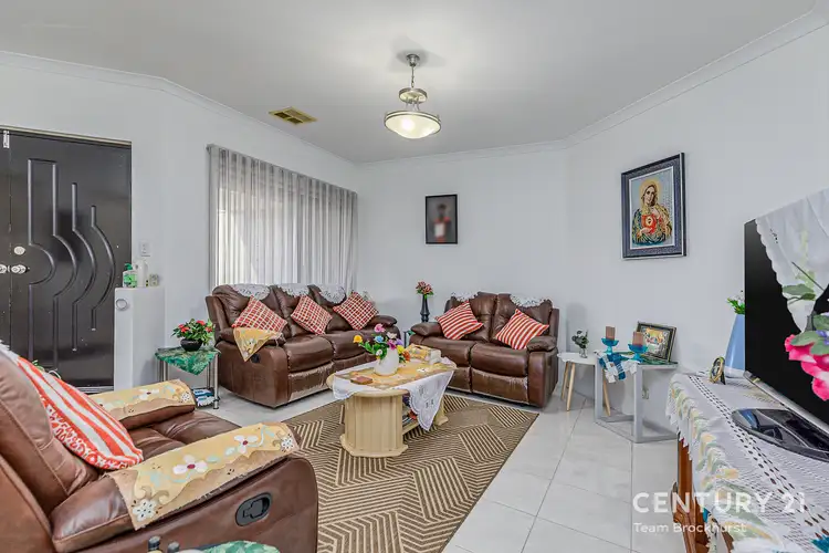 Fifth view of Homely house listing, 6 Jarbell Way, Huntingdale WA 6110