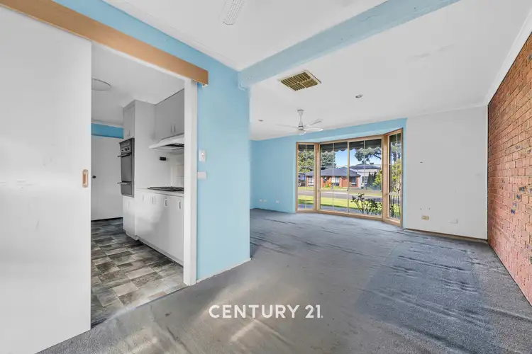 Third view of Homely house listing, 1 Kinloch Gardens, Endeavour Hills VIC 3802