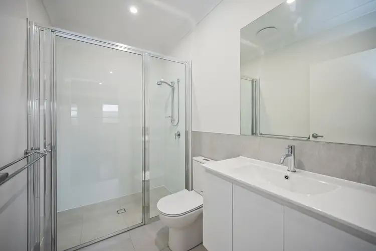 Fifth view of Homely semi-detached listing, 1/14 Lagos Street, Cosgrove QLD 4818