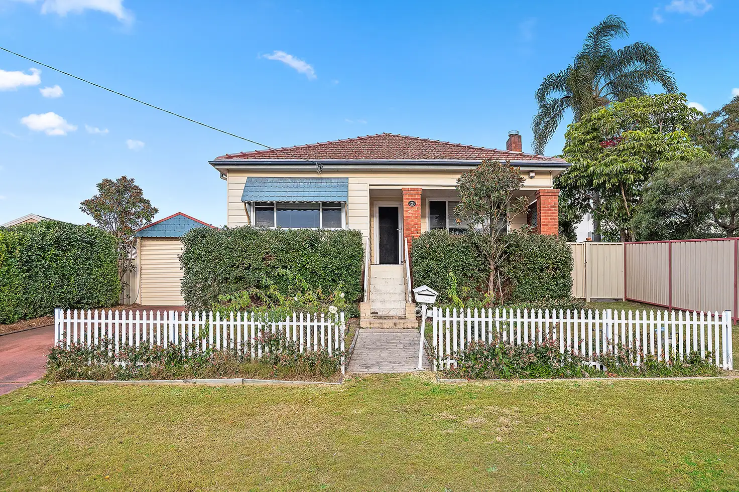 Main view of Homely house listing, 2 Roberts Street, Charlestown NSW 2290