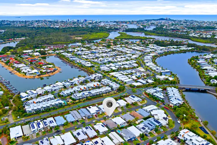 11 Curtis Street, Mountain Creek QLD 4557