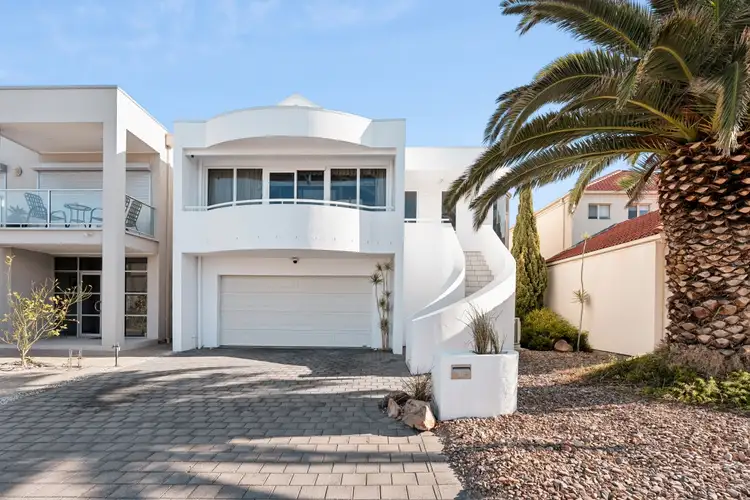 98 Gulf Point Drive, North Haven SA 5018