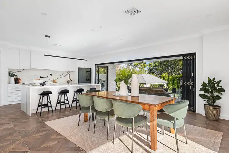 18 Fairlawn Avenue, Turramurra NSW 2074