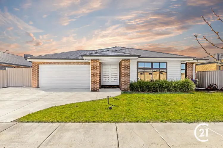 Main view of Homely house listing, 4 Lincoln Crescent, Echuca VIC 3564