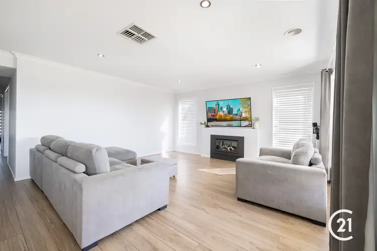 Third view of Homely house listing, 4 Lincoln Crescent, Echuca VIC 3564
