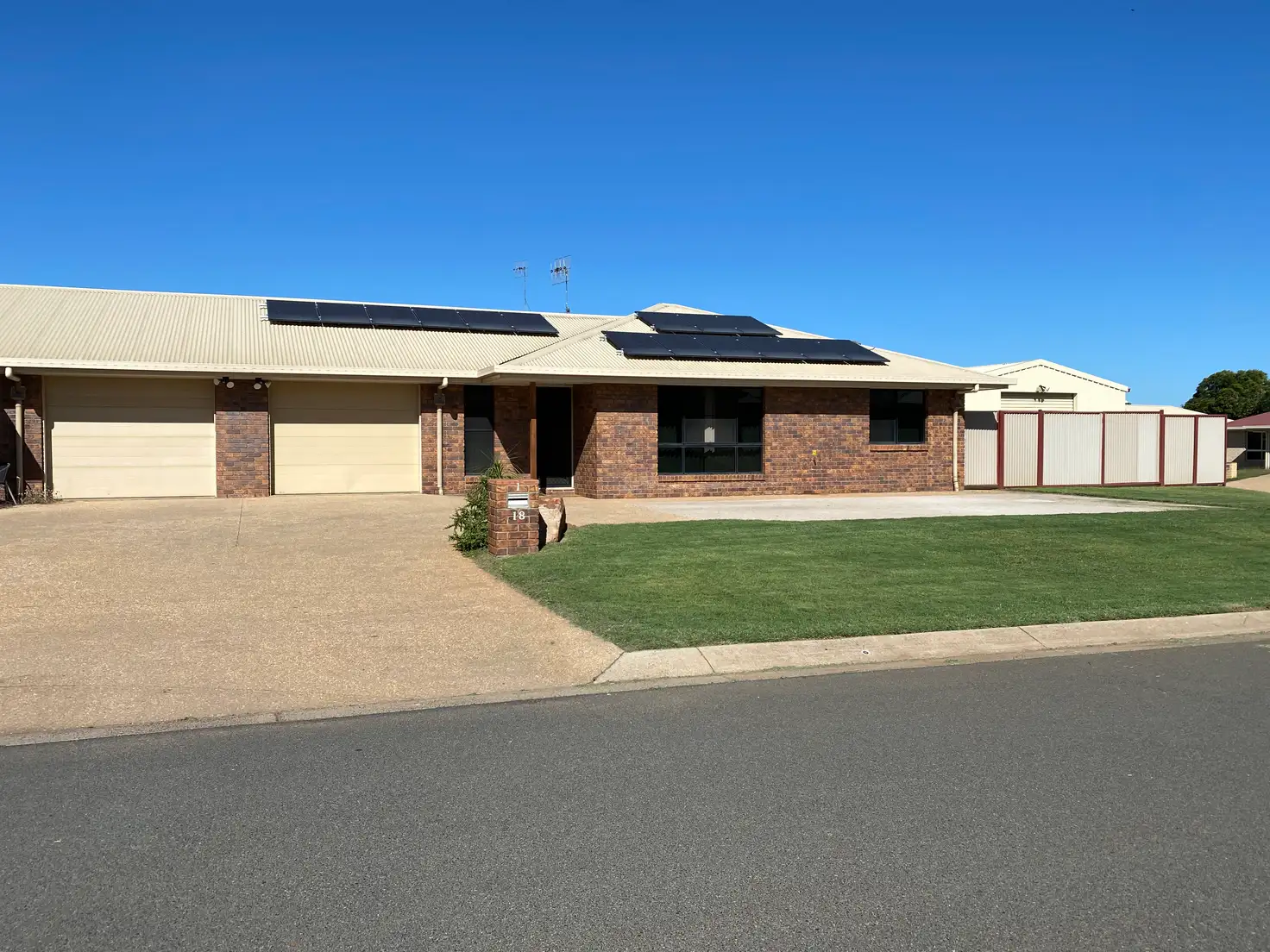 Main view of Homely unit listing, 1/18 Thurston Drive, Moranbah QLD 4744