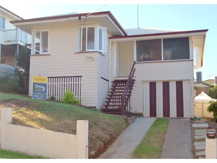 123 Cambridge Parade, Manly QLD 4179