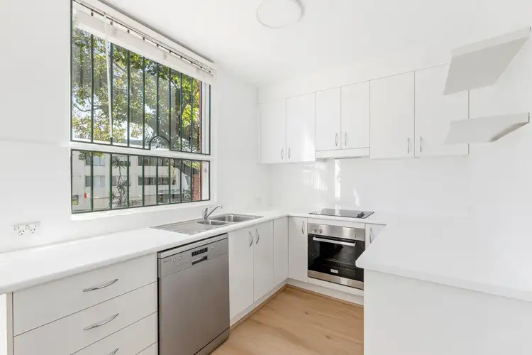 9/27 Trelawney Street, Woollahra NSW 2025