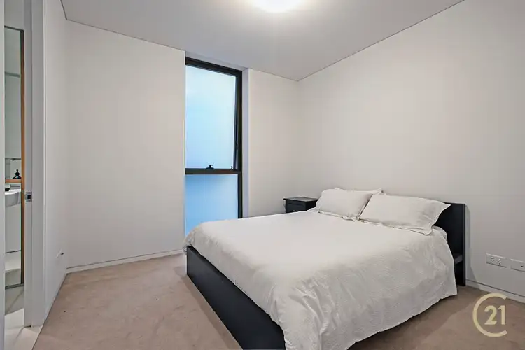 Fourth view of Homely apartment listing, 3105/1 Carlton Street, Chippendale NSW 2008