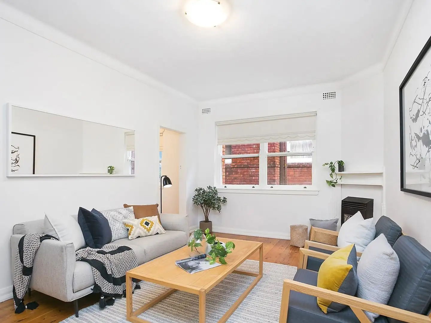 Main view of Homely apartment listing, 2/8 McDougall Street, Kirribilli NSW 2061