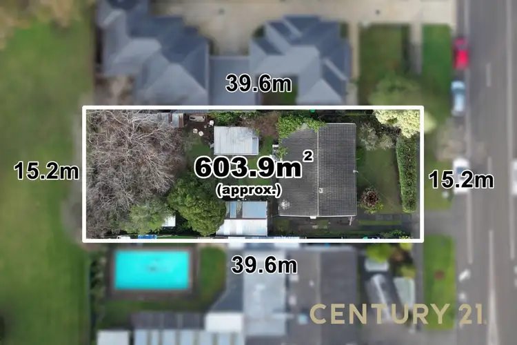 14 Rowan Drive